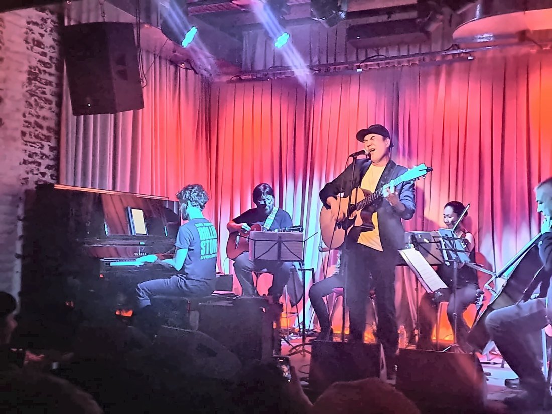 X-Strings en vivo con Leo García en La Fábrica en Vivo